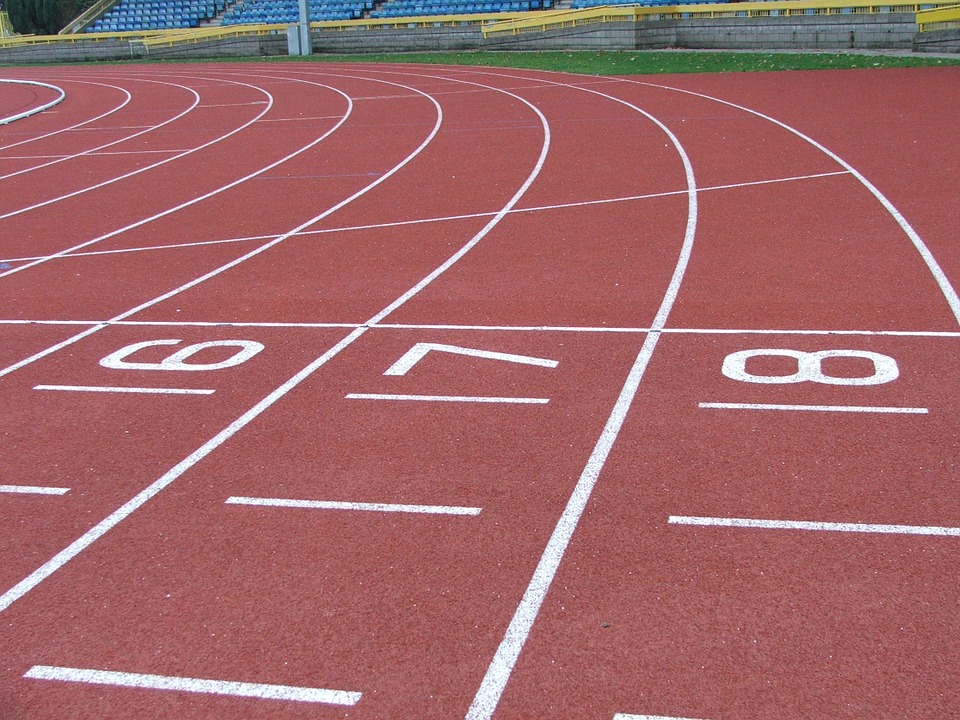 starting positions on an athletics running track