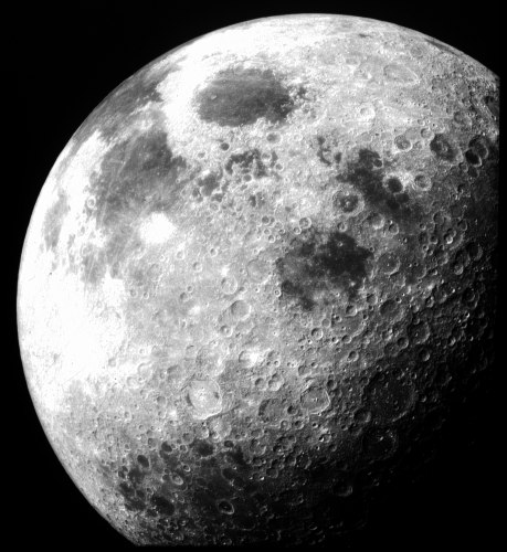 阿波罗12号拍摄的月球