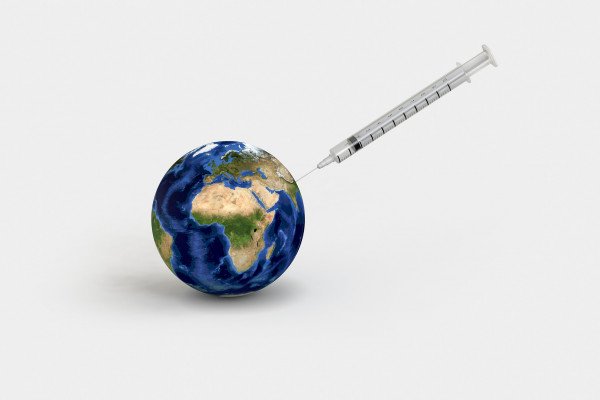 接种疫苗的地球