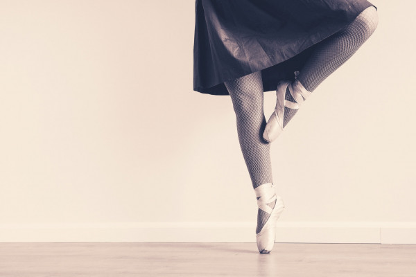 芭蕾舞演员脚尖舞