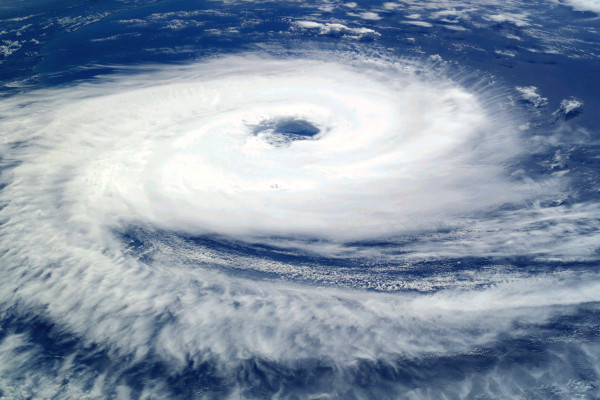在2004年之前，南大西洋盆地只有两个热带气旋，没有飓风。然而，远离巴西南部海岸的一个环流中心发展出热带气旋特征，并继续…