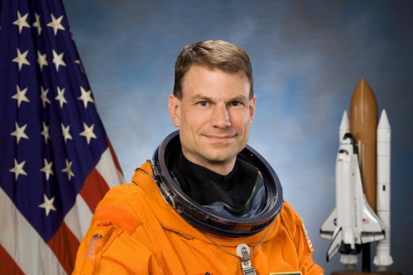 宇航员斯坦利·g·洛夫博士