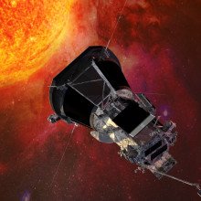 艺术家的概念，帕克太阳探测器航天器接近太阳。在最接近太阳的时候，帕克太阳探测器将以大约每小时43万英里的速度围绕太阳飞驰!