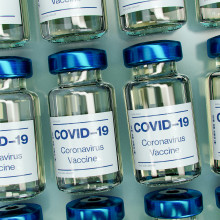 Covid - 19疫苗瓶