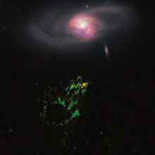 哈勃太空望远镜3号广角相机拍摄的汉尼的Voorwerp和IC 2497。